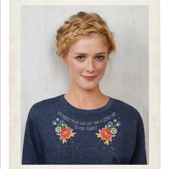 Locher’s Paris Peace & Love Sweatshirt - Picture 1 of 8